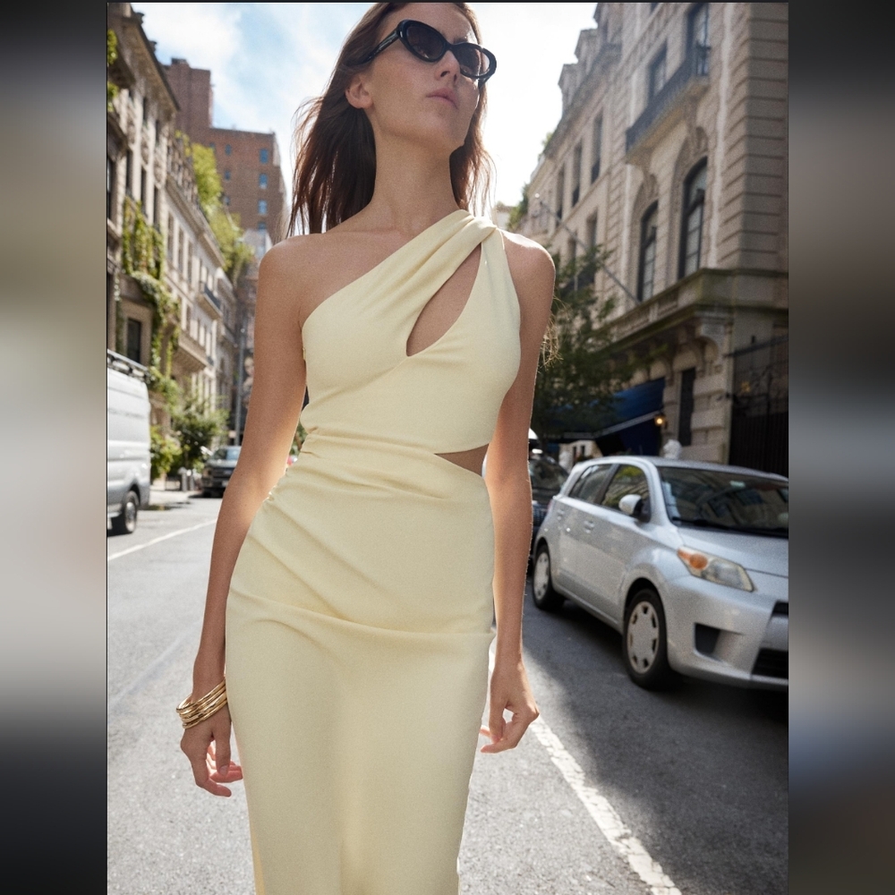 NWT ZARA ASYMMETRIC CUT OUT MIDI DRESS. LIGHT YELLOW.